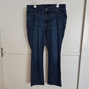 Lee Curvy Fit Bootcut Jeans
